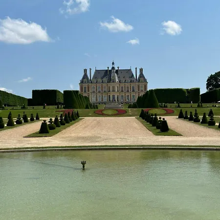 Apartment Sceaux - De Charme Dans Maison *
