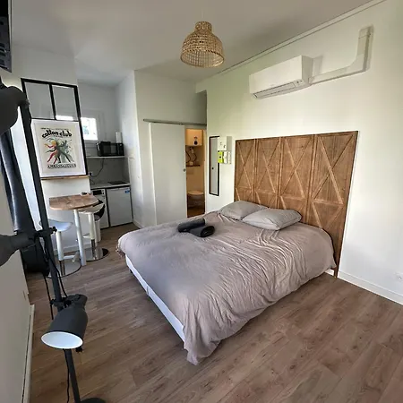 Sceaux - De Charme Dans Maison Apartment