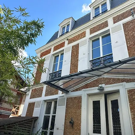 Apartment Sceaux - De Charme Dans Maison