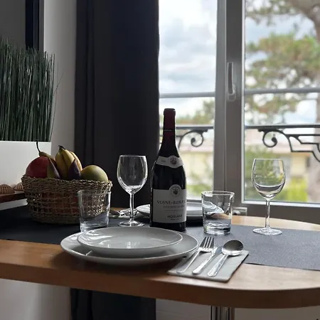 - Locations Climatisees Dans Maison De Charme Апартаменты *
