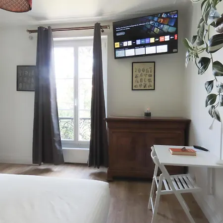 Apartment - Locations Climatisees Dans Maison De Charme *