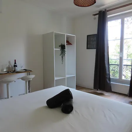 Apartment - Locations Dans Maison De Charme Sceaux (Hauts-de-Seine)