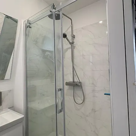 Апартаменты - Locations Climatisees Dans Maison De Charme