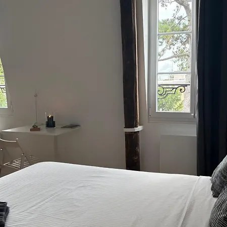 - Locations Climatisees Dans Maison De Charme Апартаменты *