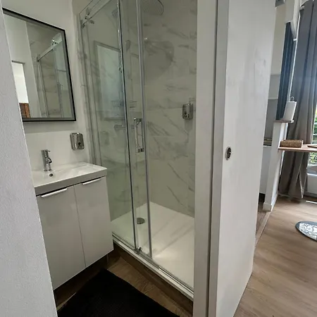 Апартаменты - Locations Climatisees Dans Maison De Charme *