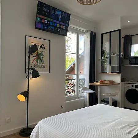 Apartment - Locations Climatisees Dans Maison De Charme Sceaux (Hauts-de-Seine)