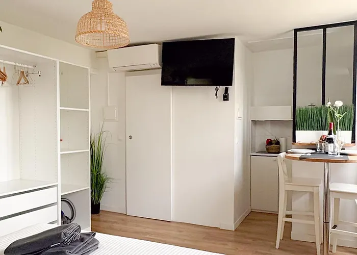 - Locations Dans Maison De Charme 소