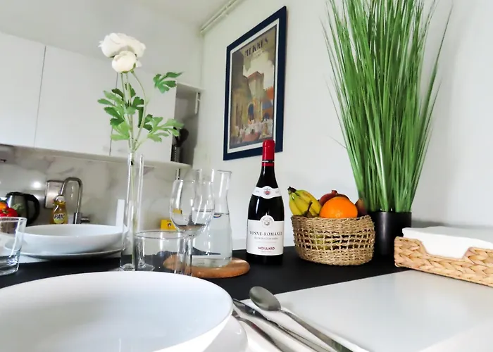 - Locations Dans Maison De Charme Sceaux (Hauts-de-Seine)