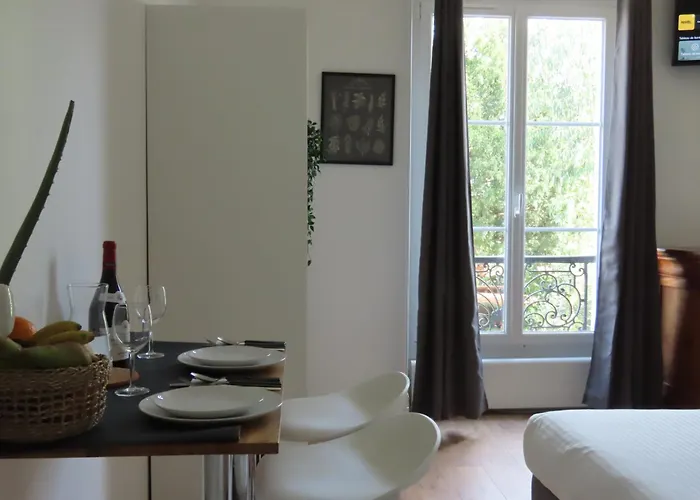- Locations Dans Maison De Charme * 소