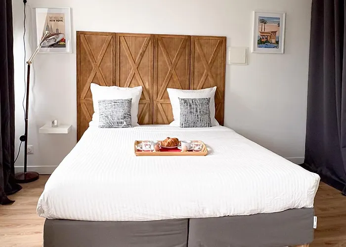 Apartment - Locations Dans Maison De Charme *