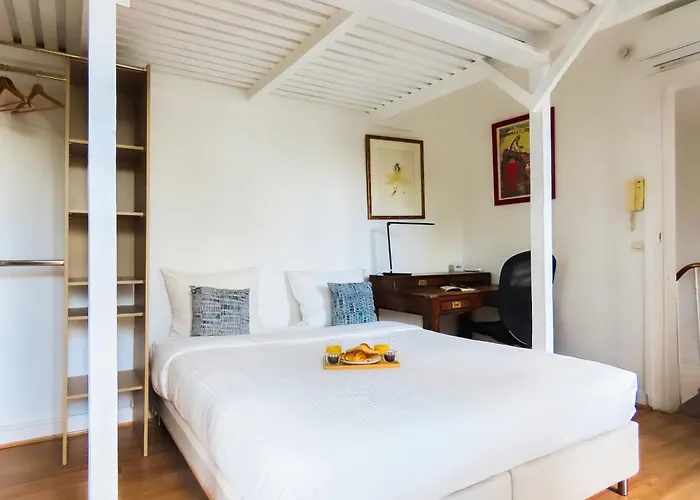- Locations Dans Maison De Charme *
